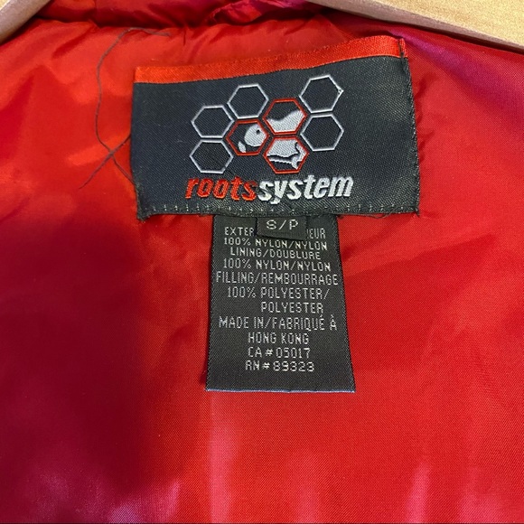 Roots system women’s red convertible puffer coat puffer vest. Size small. - Picture 7 of 16